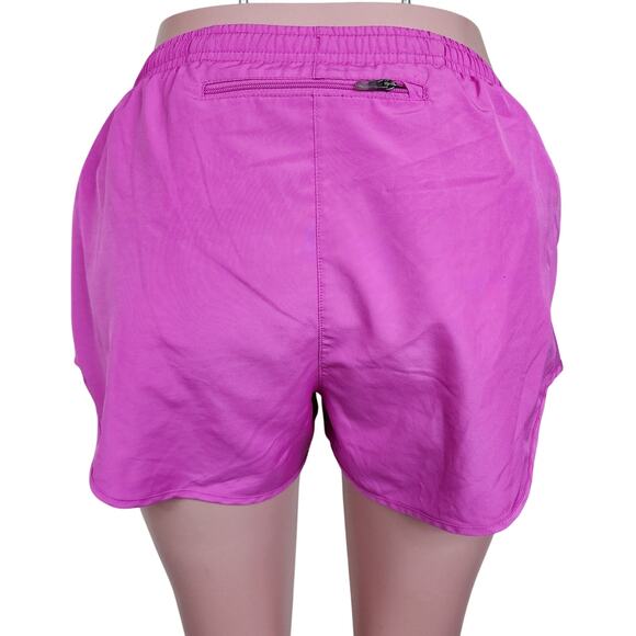 Nike Dri Fit Medium Pink Workout Shorts - Picture 5 of 5